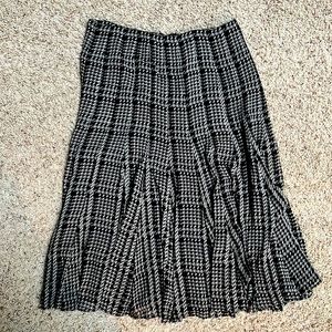 Skirt, Jones New York Collection, size 12, midi skirt. Pet and smoke free home.